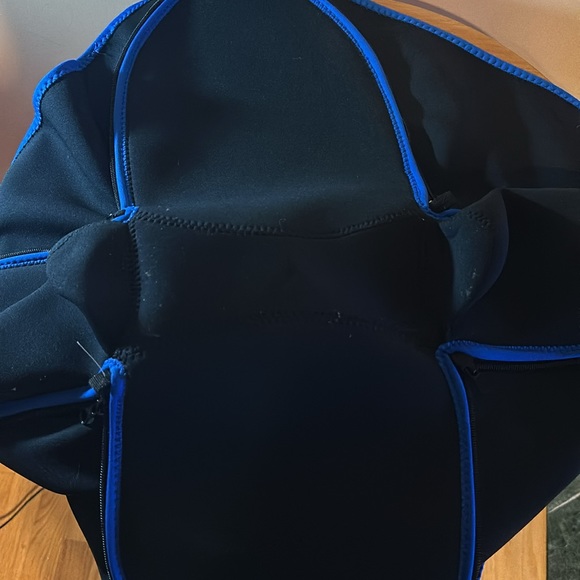 Flat Box Insulated Lunch Bag Lays Flat placemat - Picture 9 of 9